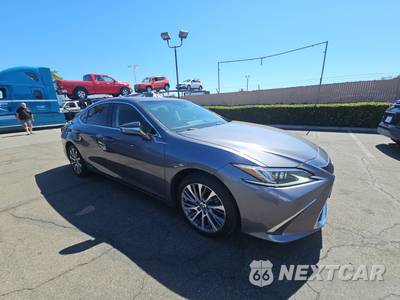 2020 Lexus ES 300h - zdjęcie 3 z 30 - miniatura