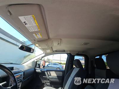 2012 Nissan TITAN PRO-4X Extended Cab Medium Bed - zdjęcie 17 z 35 - miniatura