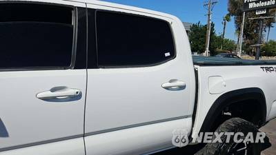 2017 Toyota Tacoma TRD Off-Road Crew Cab Medium Bed - zdjęcie 37 z 38 - miniatura