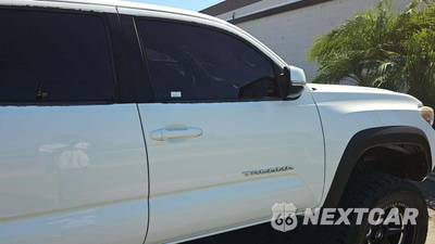 2017 Toyota Tacoma TRD Off-Road Crew Cab Medium Bed - zdjęcie 31 z 38 - miniatura