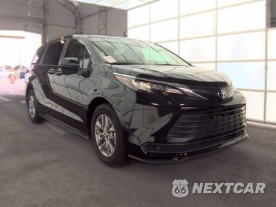 2025 Toyota Sienna LE 8-Passenger 120.5" WB - zdjęcie 3 z 22 - miniatura