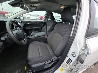 2025 Toyota Camry LE - zdjęcie 7 z 30 - miniatura