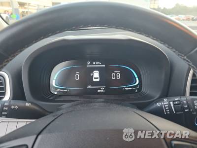 2025 Hyundai Venue SEL - zdjęcie 12 z 17 - miniatura