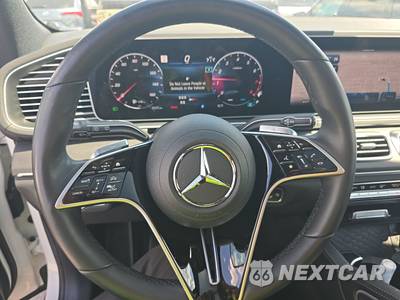 2025 Mercedes-Benz GLS 450 4MATIC - zdjęcie 10 z 18 - miniatura