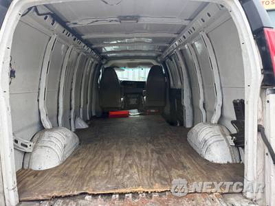 2013 GMC Savana 3500 Cargo Van 1WT 155.0" WB - zdjęcie 17 z 35 - miniatura