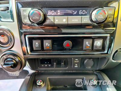 2018 Nissan TITAN XD Platinum Reserve Crew Cab Medium Bed - zdjęcie 14 z 50 - miniatura