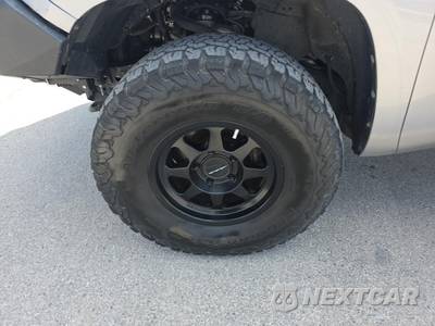 2017 Toyota Tundra SR5 Crew Cab Short Bed - zdjęcie 8 z 23 - miniatura