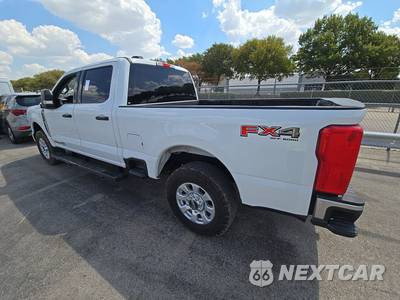 2024 Ford Super Duty F-250 XLT Crew Cab Medium Bed - zdjęcie 6 z 19 - miniatura
