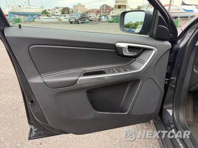 2015 Volvo XC60 T5 - zdjęcie 14 z 36 - miniatura