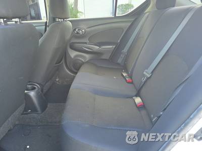 2012 Nissan Versa 1.6 SL Sedan - zdjęcie 13 z 35 - miniatura