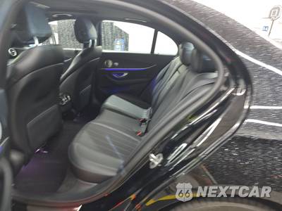 2020 Mercedes-Benz E 450 4MATIC Sedan - zdjęcie 13 z 27 - miniatura