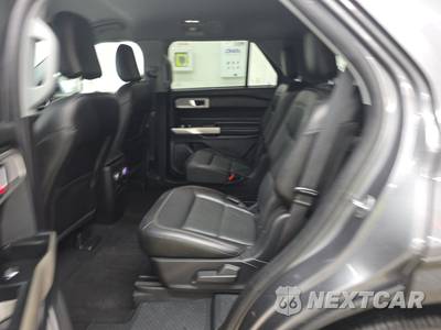 2021 Ford Explorer Limited - zdjęcie 13 z 27 - miniatura