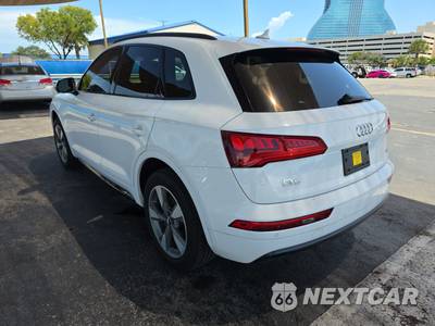 2020 Audi Q5 Titanium Premium - zdjęcie 6 z 21 - miniatura