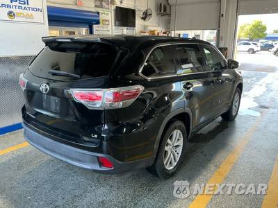 2014 Toyota Highlander LE - zdjęcie 3 z 10 - miniatura