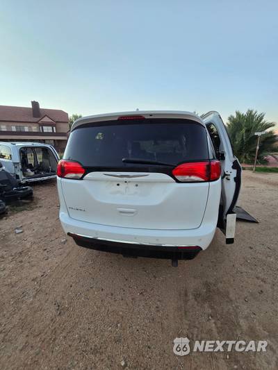 2017 Chrysler Pacifica Touring L 121.6" WB - zdjęcie 50 z 50 - miniatura