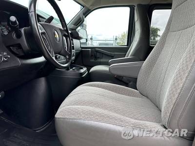 2020 Chevrolet Express 3500 Passenger Van LS 1LS 155.1" WB - zdjęcie 24 z 50 - miniatura