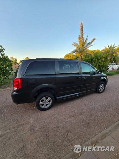 2011 Dodge Grand Caravan Mainstreet Minivan 121.2" WB - zdjęcie 11 z 50 - miniatura