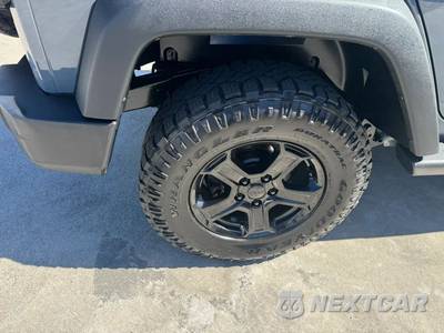2014 Jeep Wrangler Unlimited Sport - zdjęcie 24 z 26 - miniatura