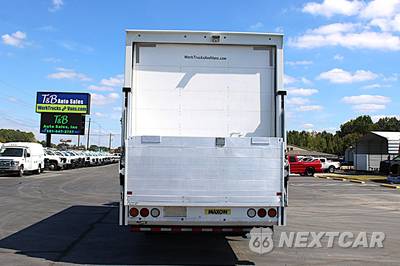2022 Isuzu NPR HD Base Low Tilt - zdjęcie 14 z 64 - miniatura