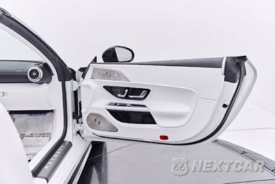2026 Mercedes-Benz Maybach SL 680 Monogram Series - zdjęcie 38 z 50 - miniatura