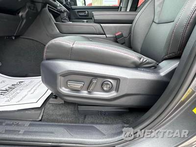2026 Toyota Tundra i-FORCE MAX TRD Pro Crew Cab Short Bed - zdjęcie 32 z 45 - miniatura