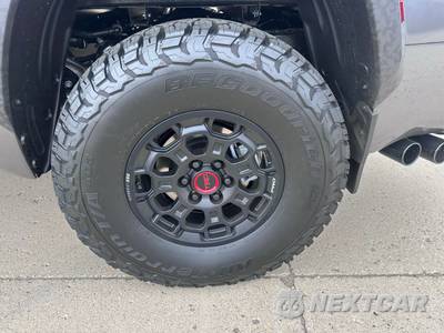 2026 Toyota Tundra i-FORCE MAX TRD Pro Crew Cab Short Bed - zdjęcie 15 z 45 - miniatura