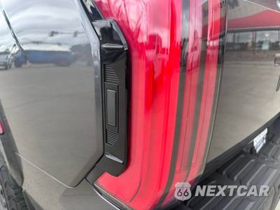 2026 Toyota Tundra i-FORCE MAX TRD Pro Crew Cab Short Bed - zdjęcie 17 z 45 - miniatura