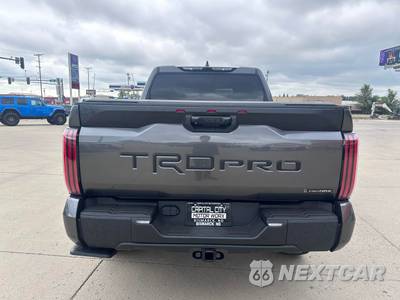 2026 Toyota Tundra i-FORCE MAX TRD Pro Crew Cab Short Bed - zdjęcie 5 z 45 - miniatura