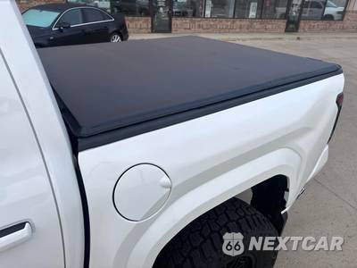 2026 Toyota Tacoma SR5 Crew Cab Medium Bed - zdjęcie 9 z 38 - miniatura