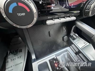 2026 Toyota Tacoma SR5 Crew Cab Medium Bed - zdjęcie 27 z 38 - miniatura