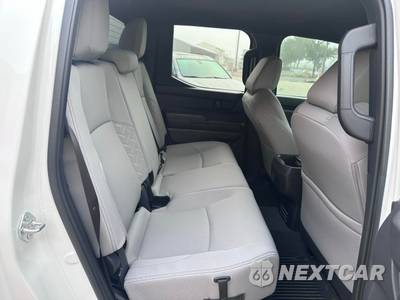2026 Toyota Tacoma SR5 Crew Cab Medium Bed - zdjęcie 32 z 38 - miniatura