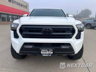2026 Toyota Tacoma SR5 Crew Cab Medium Bed - zdjęcie 7 z 38 - miniatura