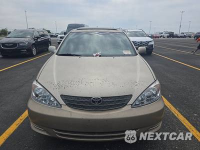 2004 Toyota Camry LE - zdjęcie 2 z 37 - miniatura