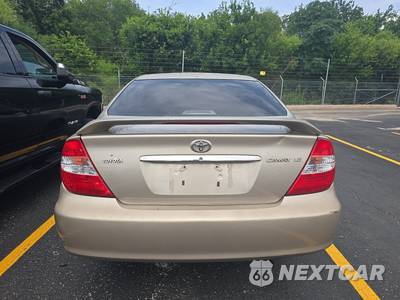 2004 Toyota Camry LE - zdjęcie 5 z 37 - miniatura