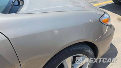 2004 Toyota Camry LE - zdjęcie 31 z 37 - miniatura