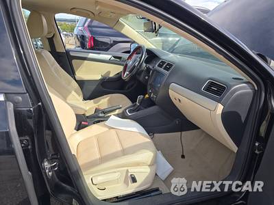 2014 Volkswagen Jetta SE Sedan w/Connectivity - zdjęcie 8 z 41 - miniatura