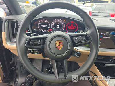 2025 Porsche Cayenne - zdjęcie 10 z 24 - miniatura