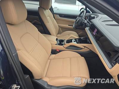 2025 Porsche Cayenne - zdjęcie 8 z 24 - miniatura