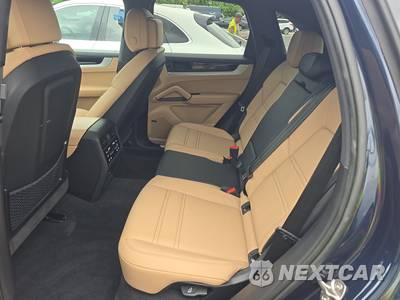 2025 Porsche Cayenne - zdjęcie 13 z 24 - miniatura