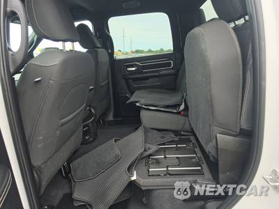 2026 Ram 2500 Big Horn Crew Cab Medium Bed - zdjęcie 13 z 24 - miniatura