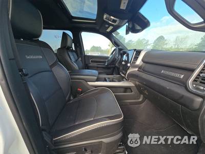 2025 Ram 2500 Laramie Crew Cab Medium Bed - zdjęcie 8 z 19 - miniatura