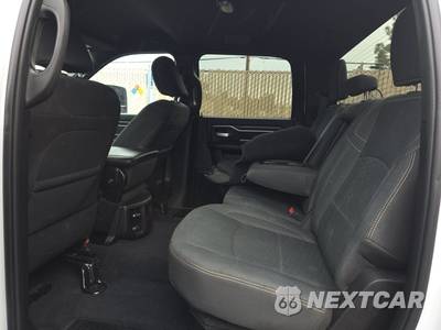 2025 Ram 2500 Big Horn Crew Cab Medium Bed - zdjęcie 13 z 21 - miniatura
