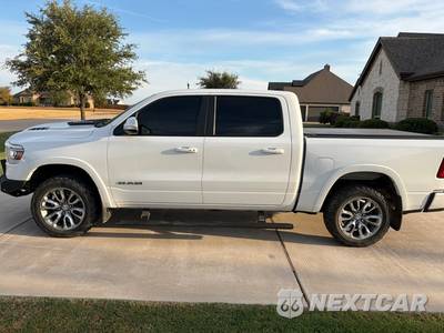 2022 Ram 1500 Laramie Crew Cab Short Bed - zdjęcie 8 z 18 - miniatura