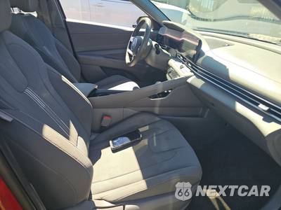 2025 Hyundai Elantra SEL Convenience - zdjęcie 8 z 17 - miniatura