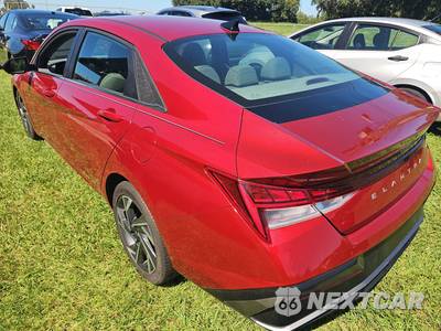 2025 Hyundai Elantra SEL Convenience - zdjęcie 6 z 17 - miniatura