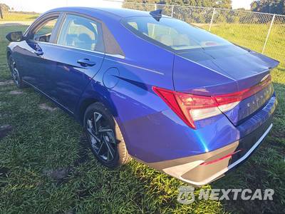 2025 Hyundai Elantra SEL Convenience - zdjęcie 6 z 17 - miniatura