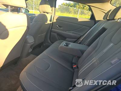 2025 Hyundai Elantra SEL Convenience - zdjęcie 13 z 17 - miniatura