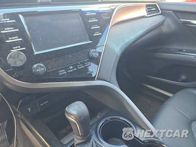 2018 Toyota Camry SE - zdjęcie 11 z 18 - miniatura