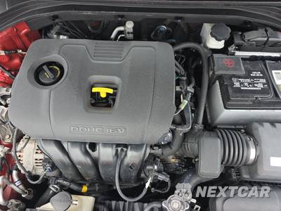 2017 Hyundai Elantra SE Sedan - zdjęcie 22 z 24 - miniatura