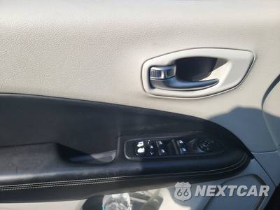 2018 Jeep Compass Latitude w/Sun & Wheel Pkg - zdjęcie 9 z 18 - miniatura